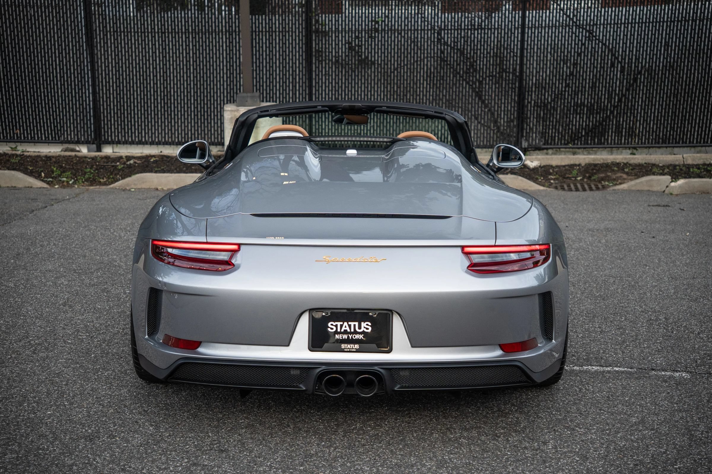 Used 2019 Porsche 911 Speedster RWD image 28