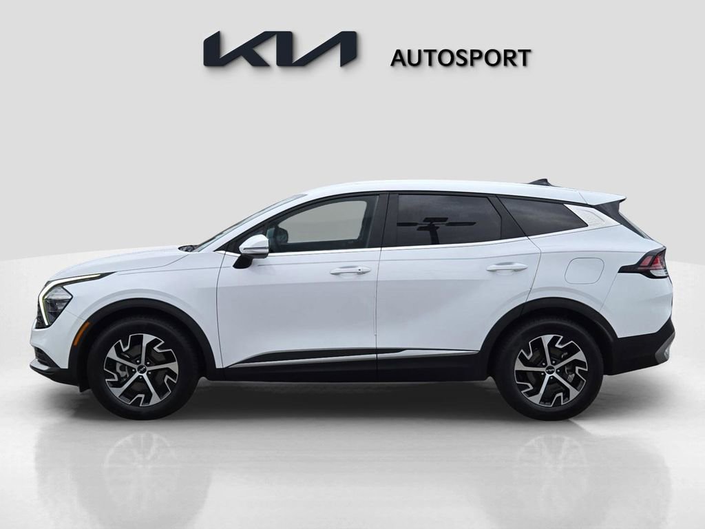 Used 2023 Kia Sportage EX image 8