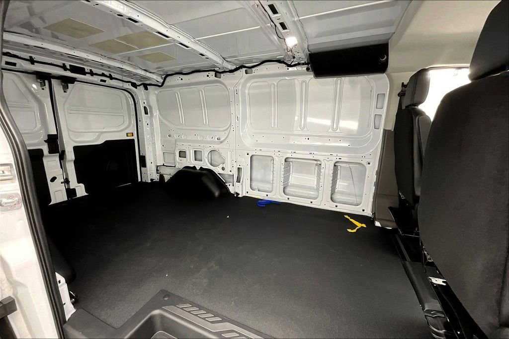 New 2025 Ford Transit 250 Low Roof image 10