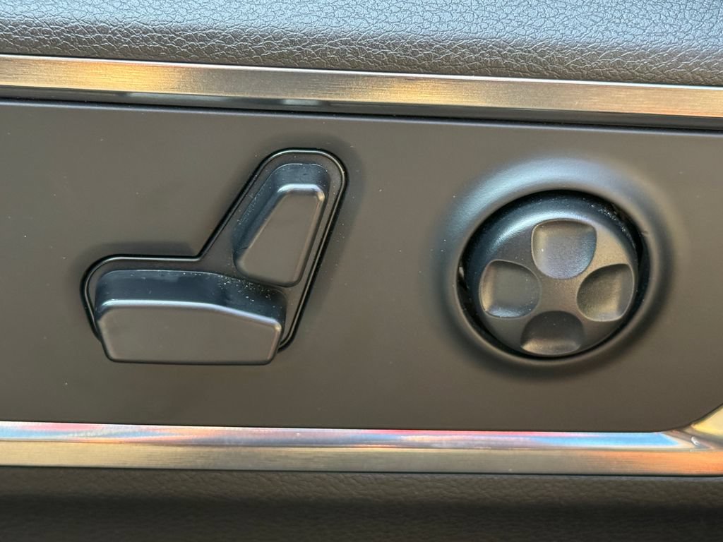 Used 2020 RAM 1500 Limited AWD/4WD image 20