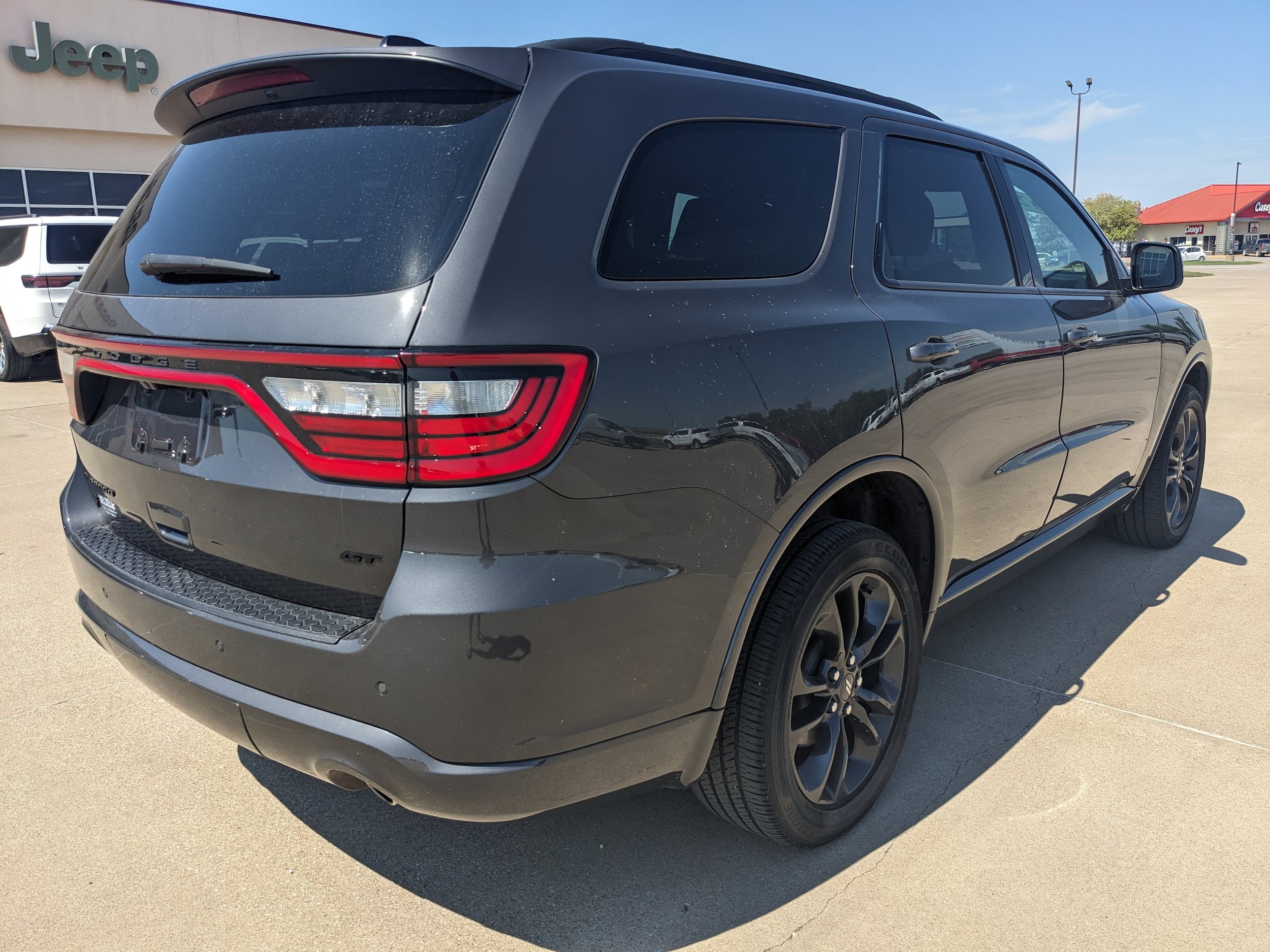 Used 2024 Dodge Durango GT w/ Blacktop Package AWD/4WD image 8
