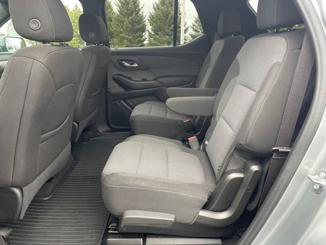 Used 2023 Chevrolet Traverse LT image 28