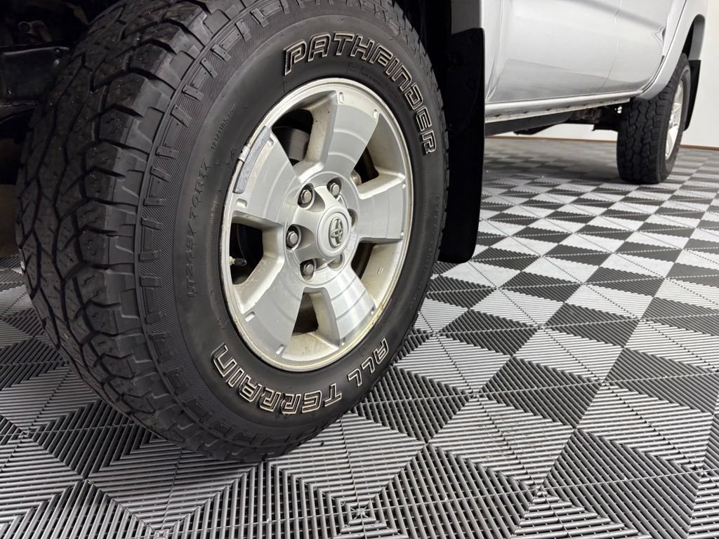 Used 2013 Toyota Tacoma 4x4 Double Cab w/ TRD Sport Pkg image 13