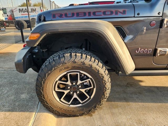 Used 2025 Jeep Wrangler Unlimited Rubicon image 7