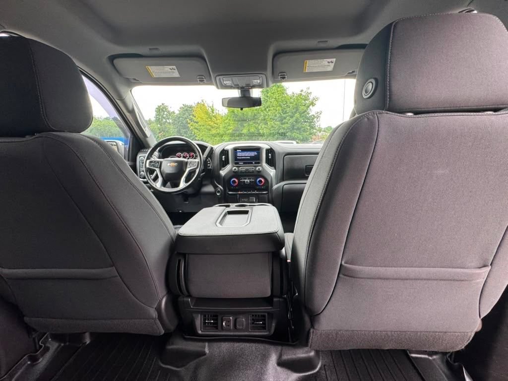 Used 2021 Chevrolet Silverado 1500 LT AWD/4WD image 22