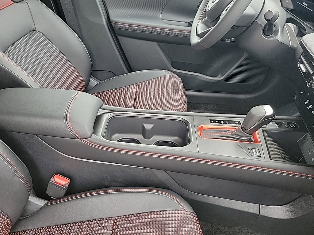 New 2026 Nissan Kicks SR w/ SR Premium Package image 43