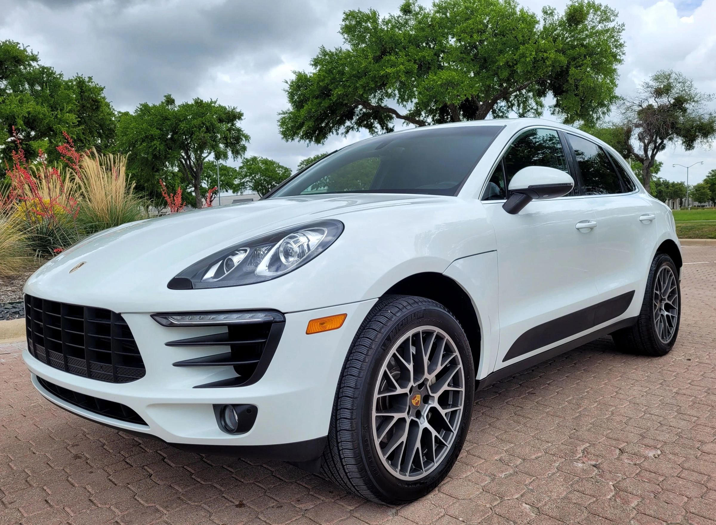 Used 2015 Porsche Macan S image 5