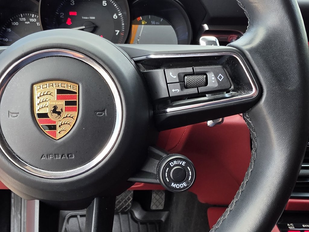 Certified 2024 Porsche Macan Turbo AWD/4WD image 29