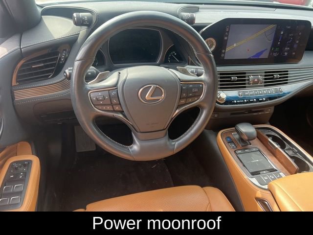 Used 2022 Lexus LS 500 w/ Accessory Package (Z2) image 11