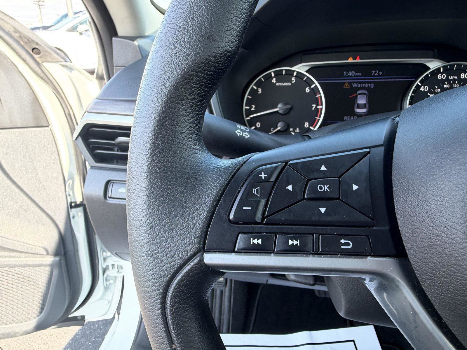 Used 2025 Nissan Altima 2.5 SV image 16