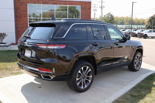 New 2025 Jeep Grand Cherokee Overland w/ Adv Protech Group III image 37