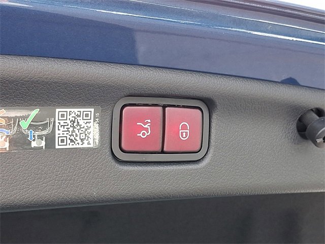 Certified 2025 Mercedes-Benz C 300 4MATIC Sedan image 28