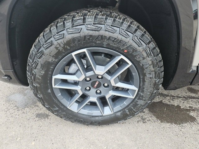 New 2026 GMC Terrain AT4 w/ Convenience Package III image 10