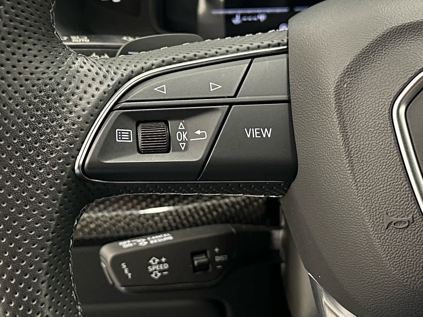 Used 2023 Audi SQ7 Prestige AWD/4WD image 27