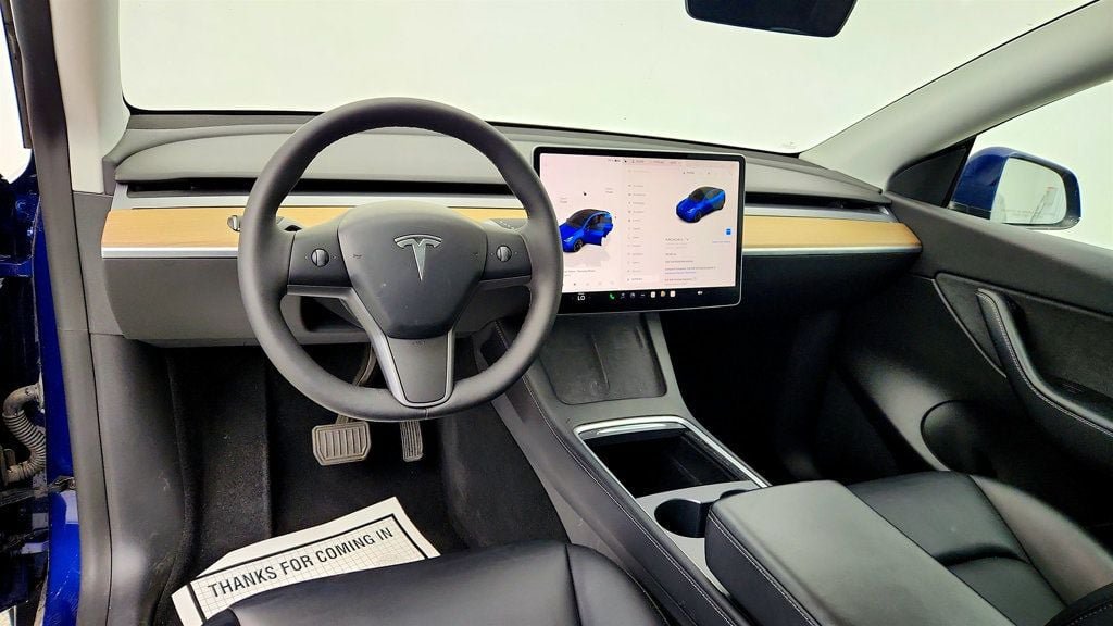 Used 2022 Tesla Model Y Long Range AWD/4WD image 12