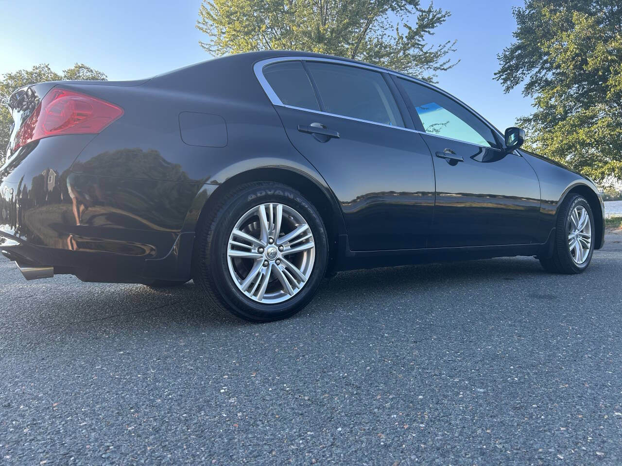 Used 2012 INFINITI G37 x Sedan w/ Premium Pkg image 12