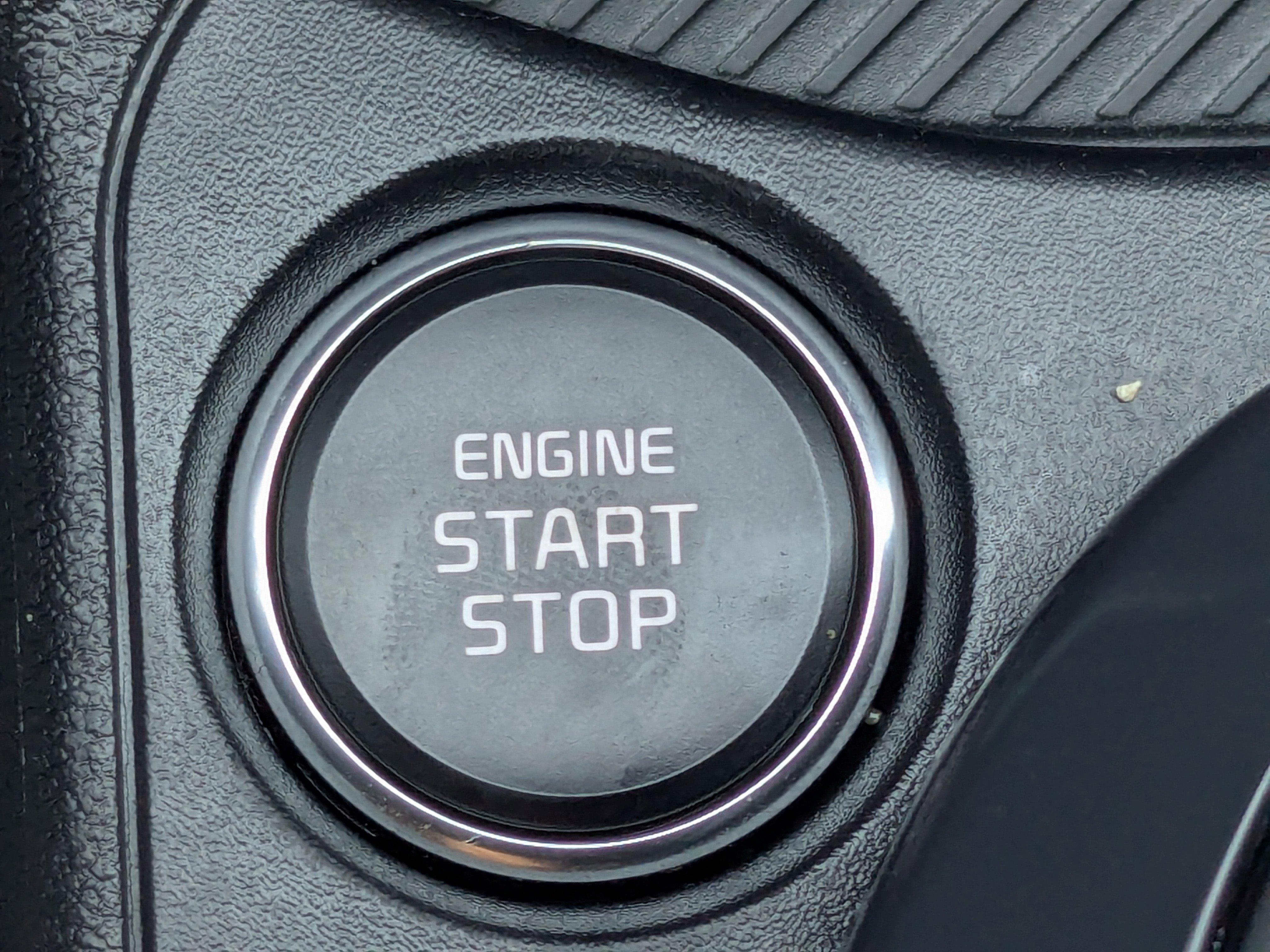 Certified 2025 Kia K4 GT-Line Turbo image 35