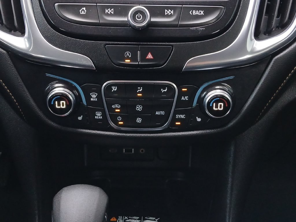 Used 2022 Chevrolet Equinox Premier FWD image 4