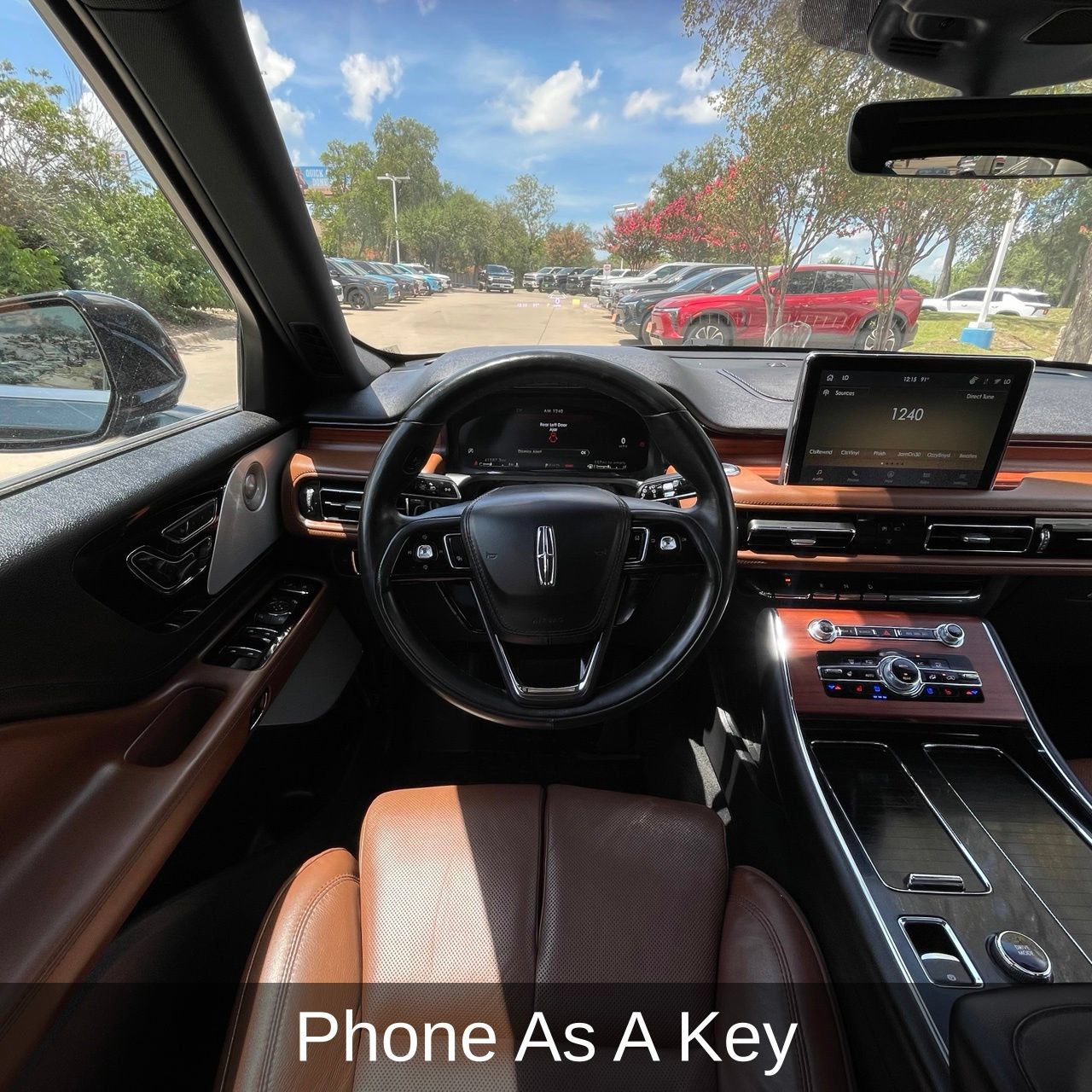 Used 2023 Lincoln Aviator Reserve w/ Equipment Group 201A AWD/4WD image 11