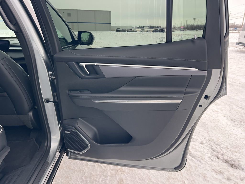 Used 2025 Buick Enclave Sport Touring image 33