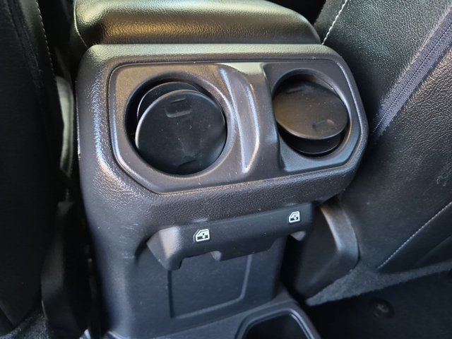 Used 2022 Jeep Wrangler Unlimited Sport AWD/4WD image 23