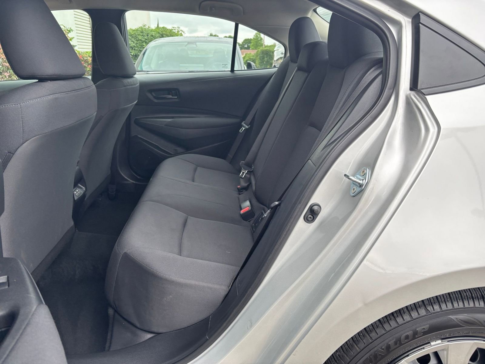 Used 2025 Toyota Corolla LE FWD image 37
