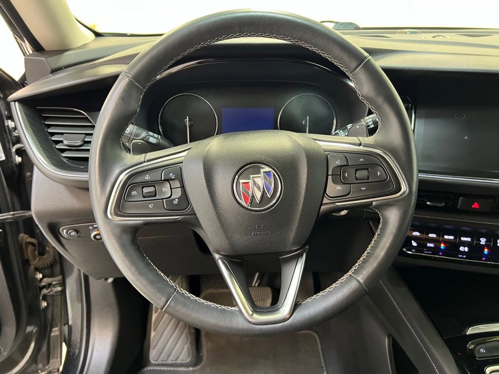 Used 2022 Buick Envision Preferred image 18