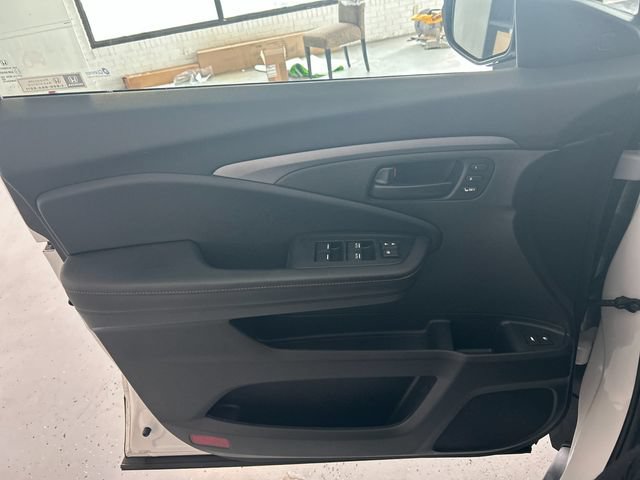 Used 2022 Honda Passport TrailSport image 12