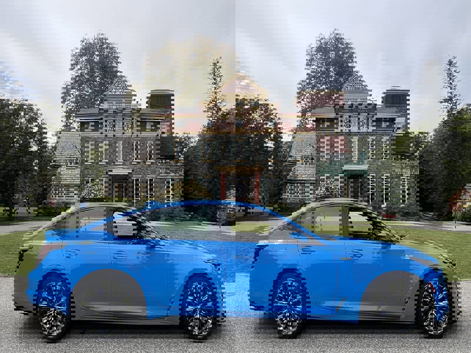 Used 2022 Cadillac CT5 V Blackwing w/ Parking Package image 12