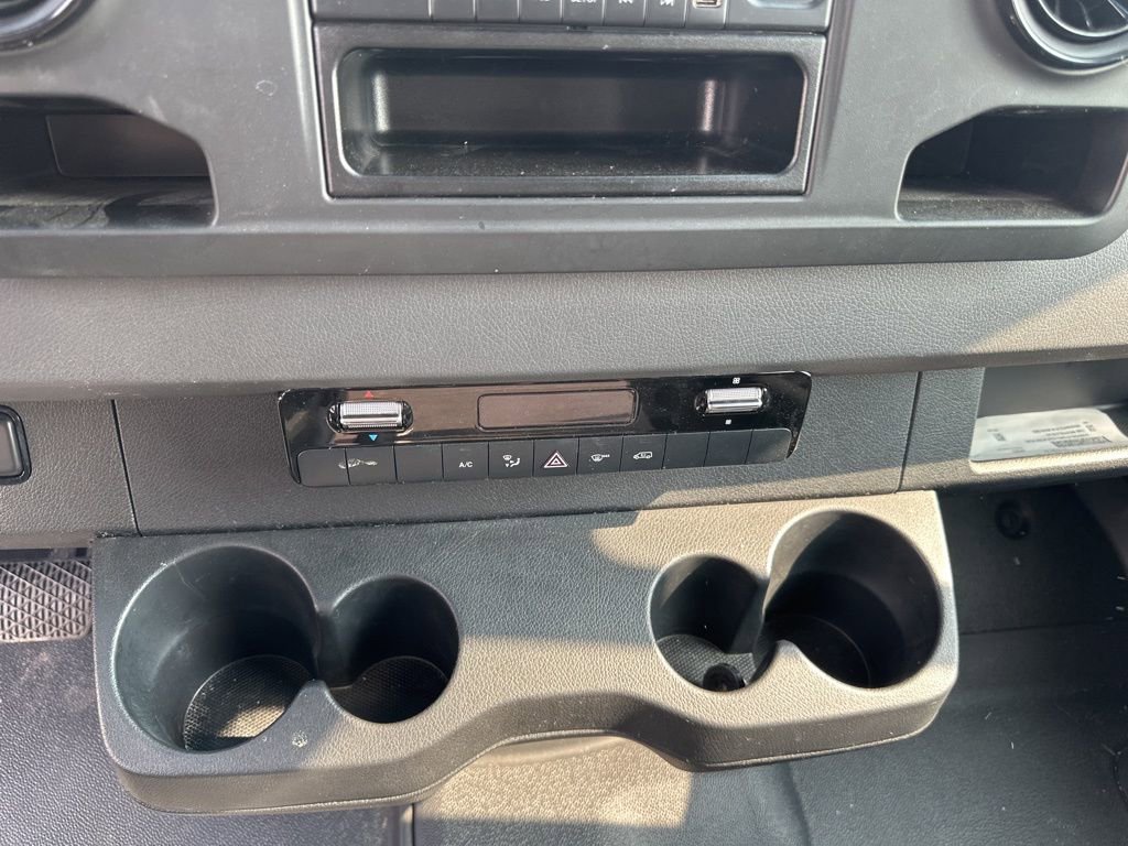 Used 2022 Mercedes-Benz Sprinter 3500 image 53