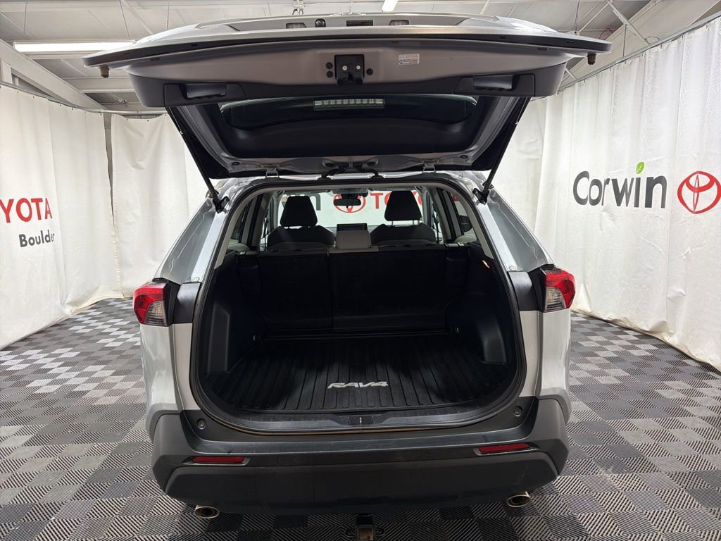 Used 2021 Toyota RAV4 XLE w/ XLE Grade Weather Package image 16