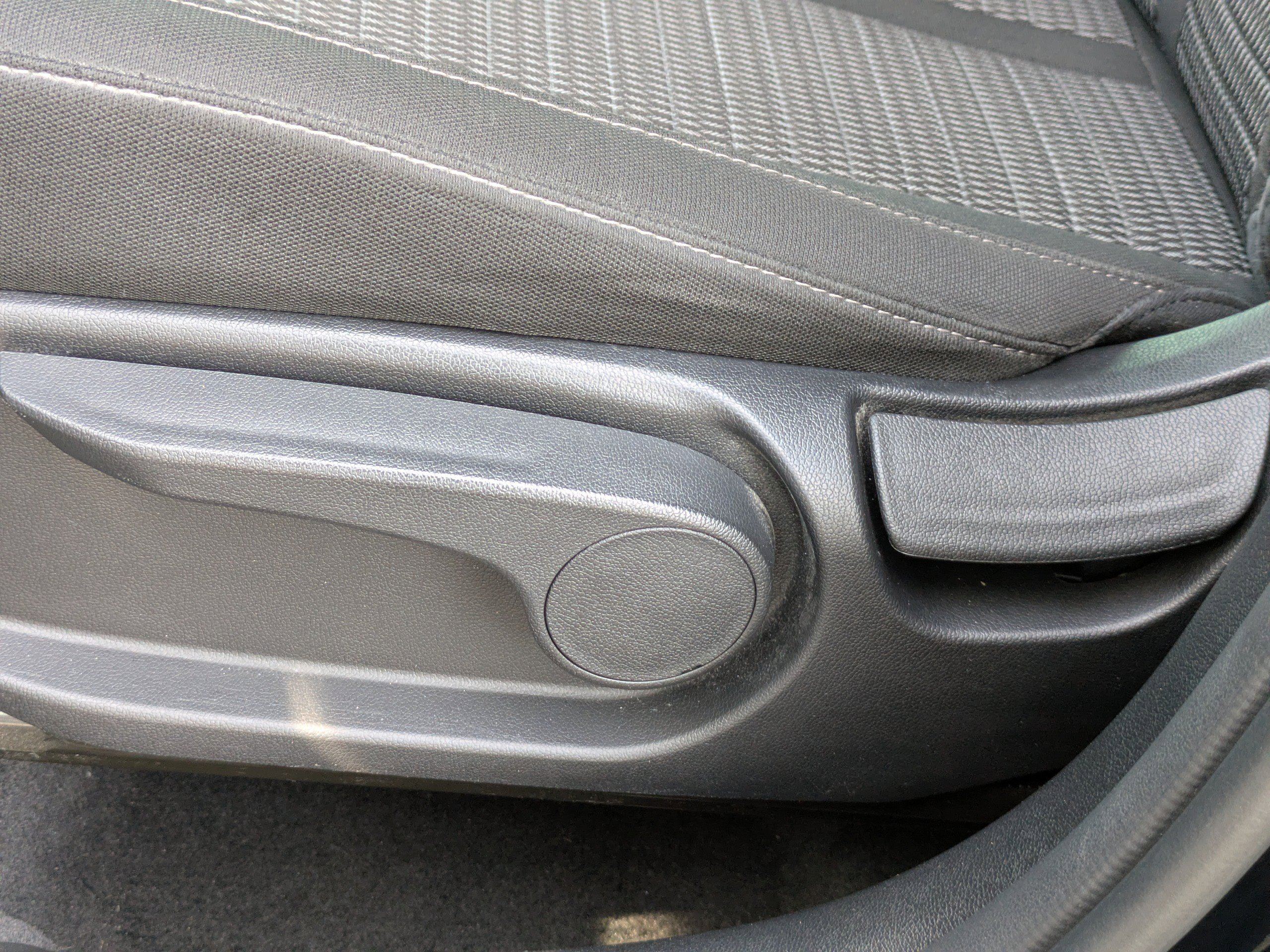 Used 2024 Kia Sorento LX image 21