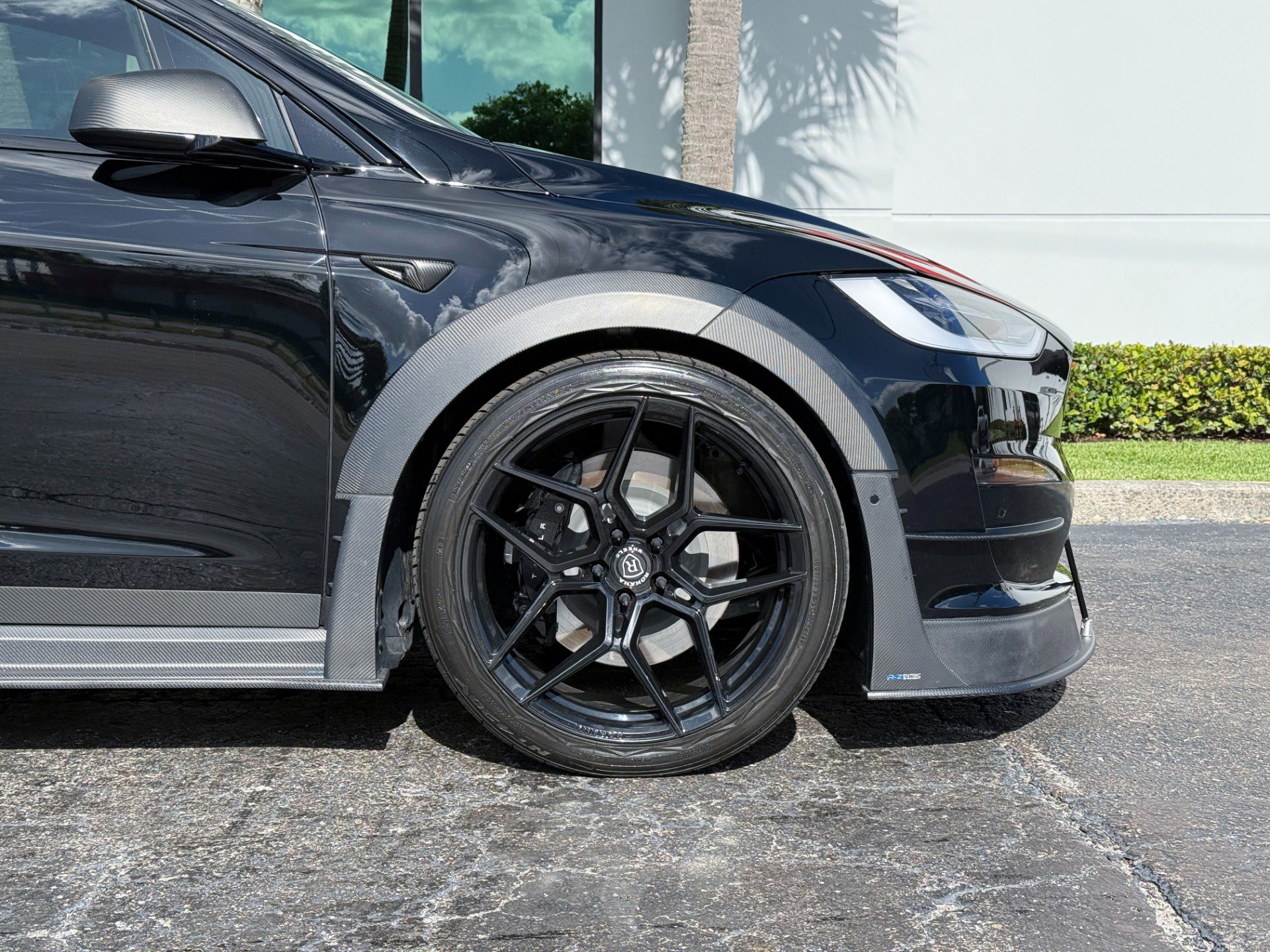 Used 2022 Tesla Model X Plaid AWD/4WD image 3
