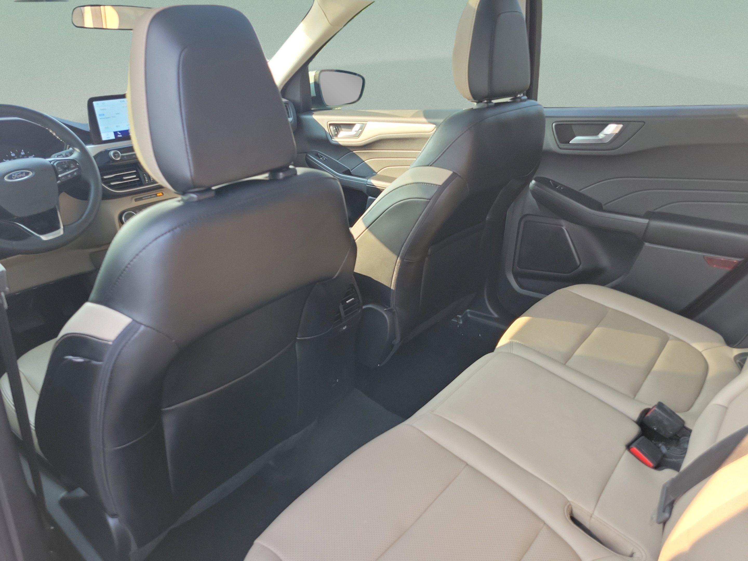 Used 2022 Ford Escape SEL AWD/4WD image 10