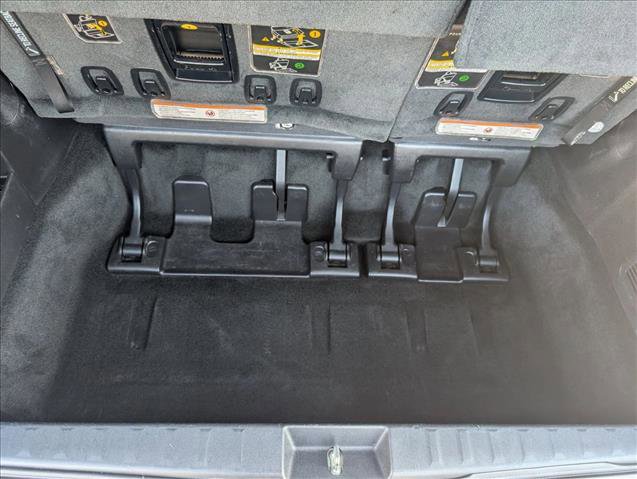 Used 2017 Toyota Sienna SE Premium image 6