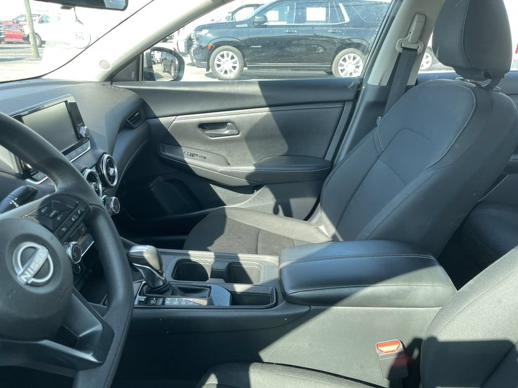 Used 2024 Nissan Sentra S FWD image 3