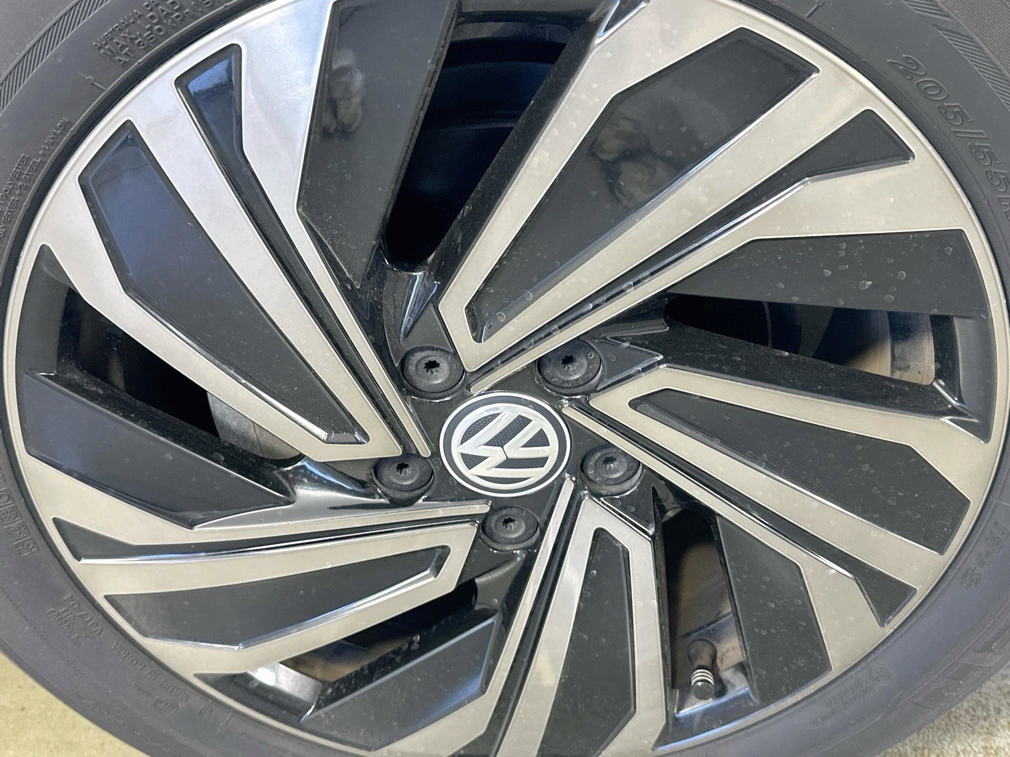 Used 2019 Volkswagen Jetta SEL Premium FWD image 32