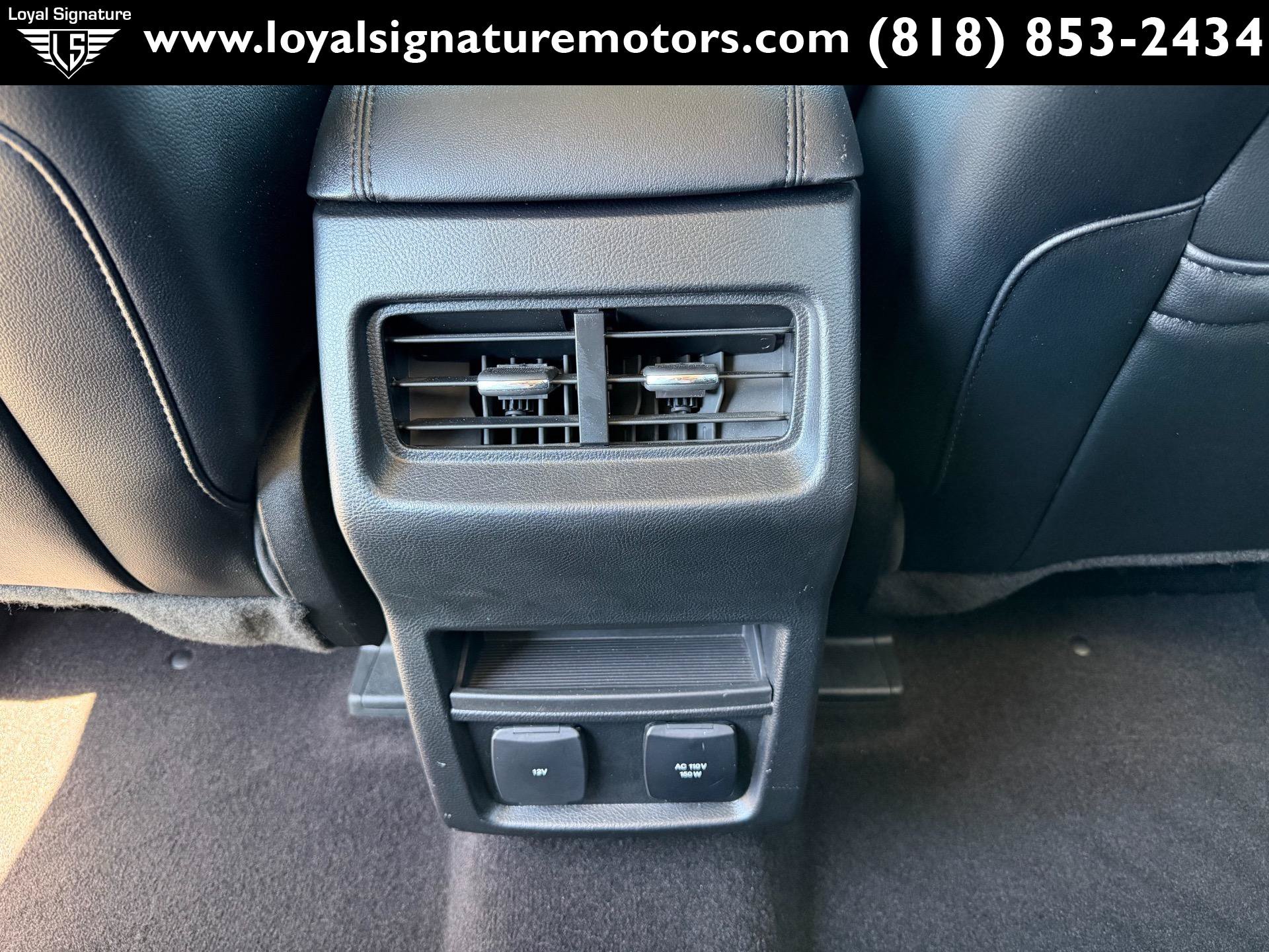 Used 2019 Ford Edge SEL w/ Equipment Group 201A FWD image 21