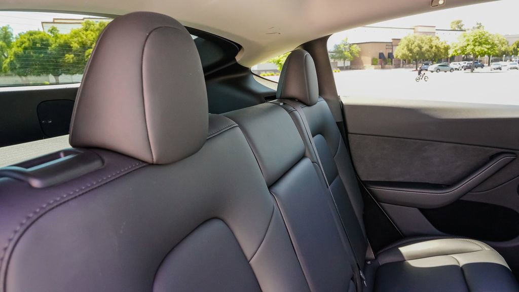 Used 2024 Tesla Model Y Performance AWD/4WD image 13