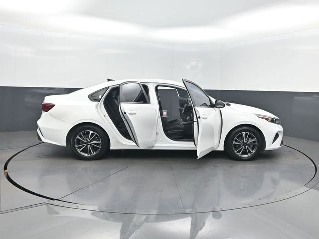 Used 2023 Kia Forte LXS image 37