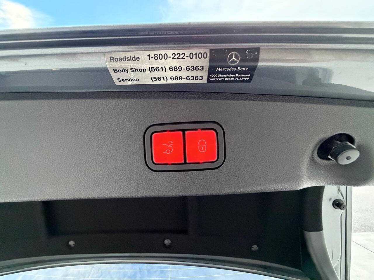 Used 2016 Mercedes-Benz E 350 Sedan w/ Premium Package image 24