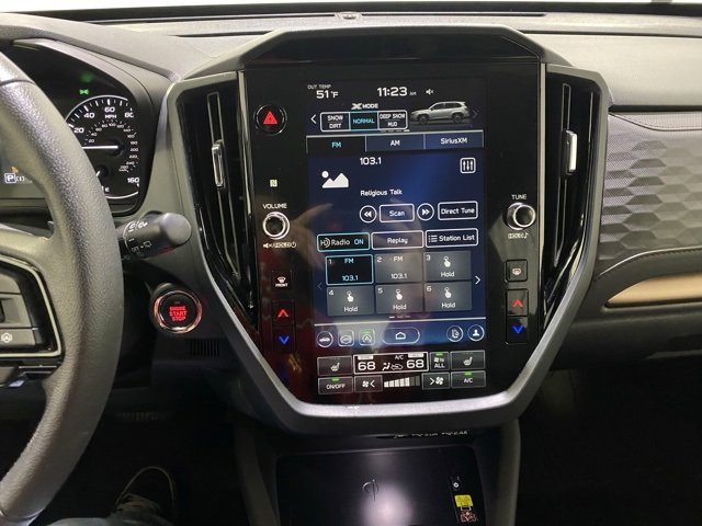 Used 2025 Subaru Forester Sport image 19