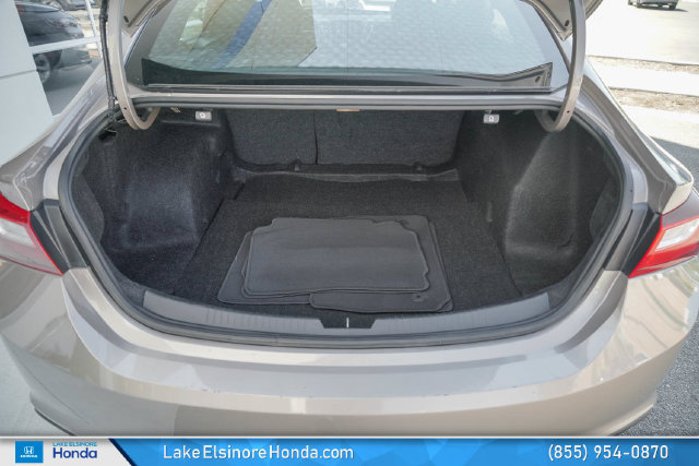 Used 2023 Chevrolet Malibu LT FWD image 28