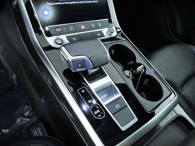 Used 2023 Audi Q7 2.0T Premium w/ Convenience Package AWD/4WD image 17