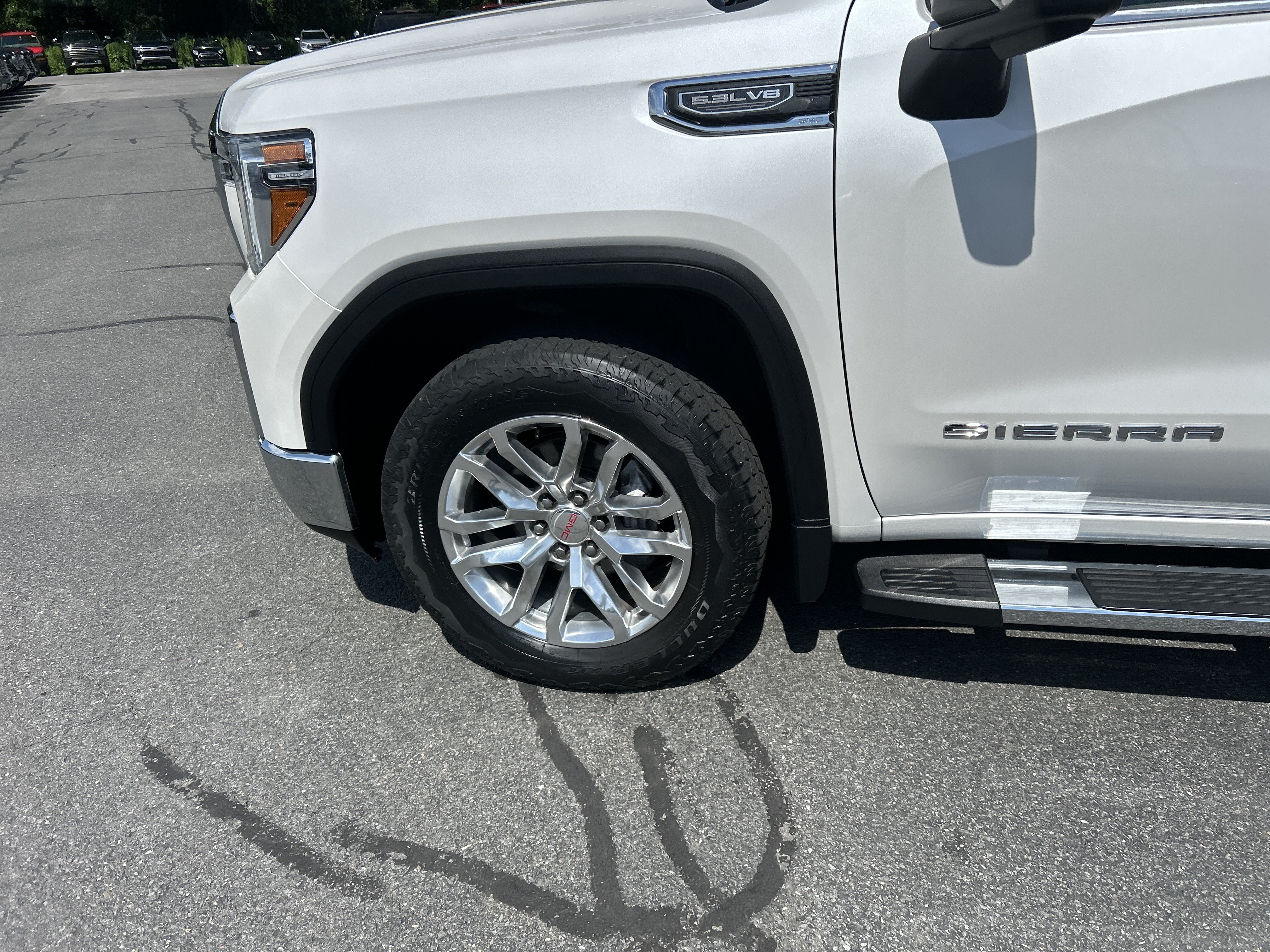 Used 2021 GMC Sierra 1500 SLT w/ SLT Premium Plus Package AWD/4WD image 5