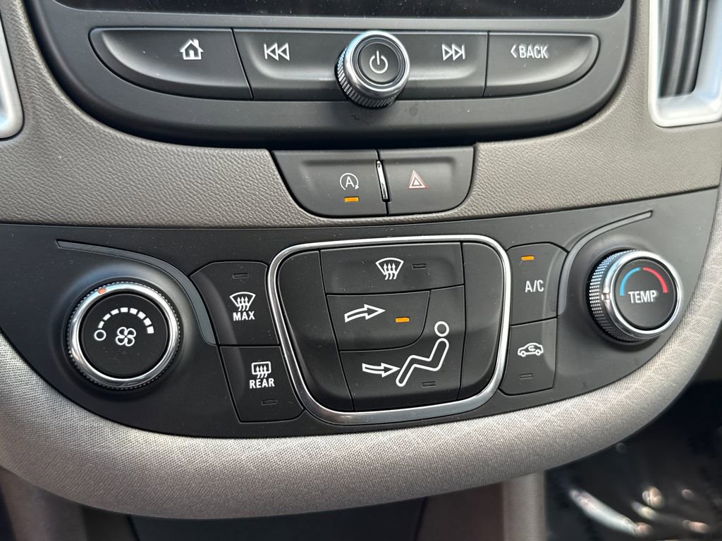 Used 2022 Chevrolet Malibu LS FWD image 27