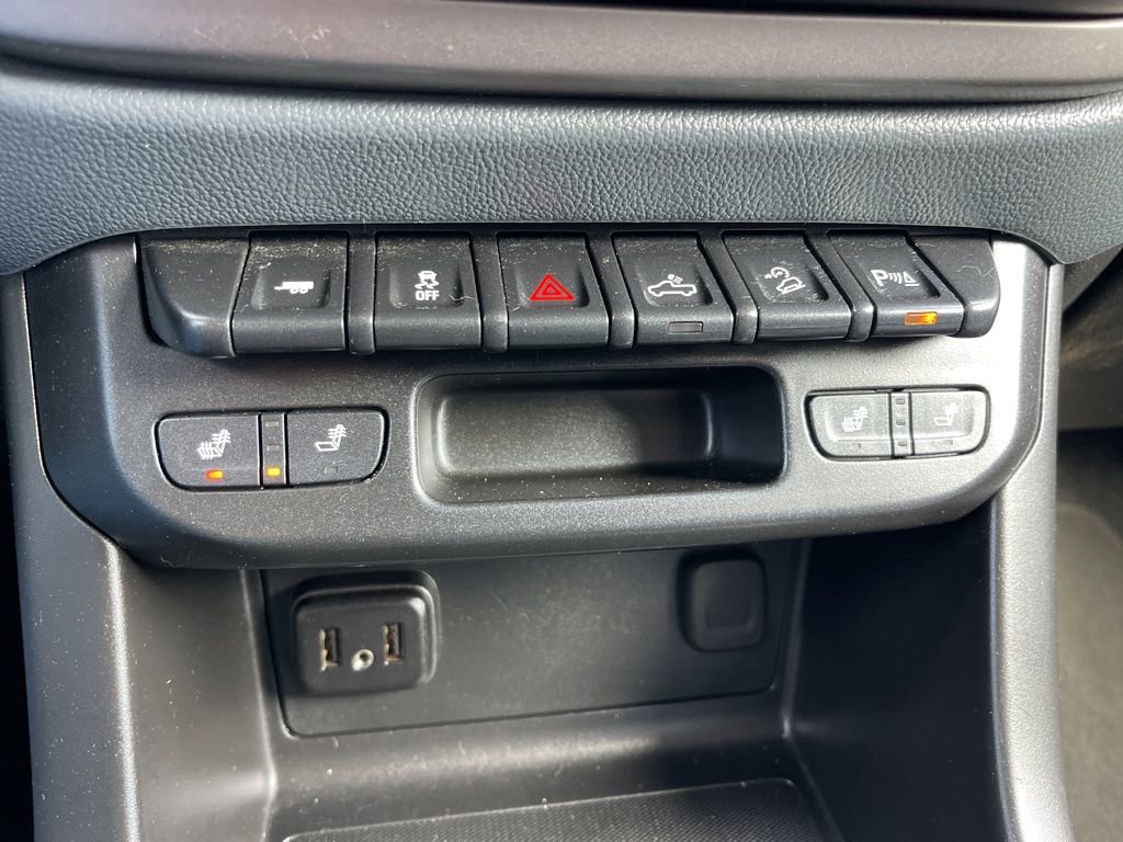 Used 2020 Chevrolet Colorado Z71 image 13