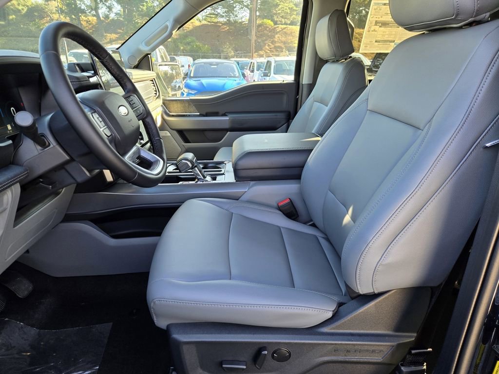 New 2025 Ford F150 Lightning Flash AWD/4WD image 25