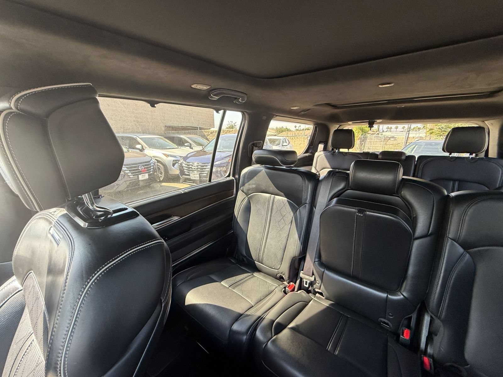 Used 2023 Jeep Grand Wagoneer Series II w/ Flexible Seating Group AWD/4WD image 43