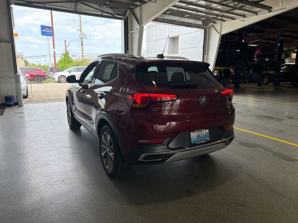Used 2023 Buick Encore GX Essence w/ Experience Buick Package image 4